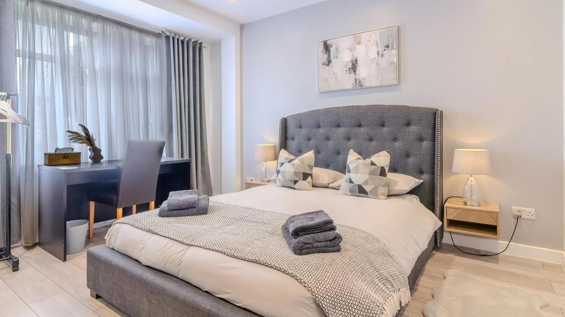 Elegant Large Room Beckenham
